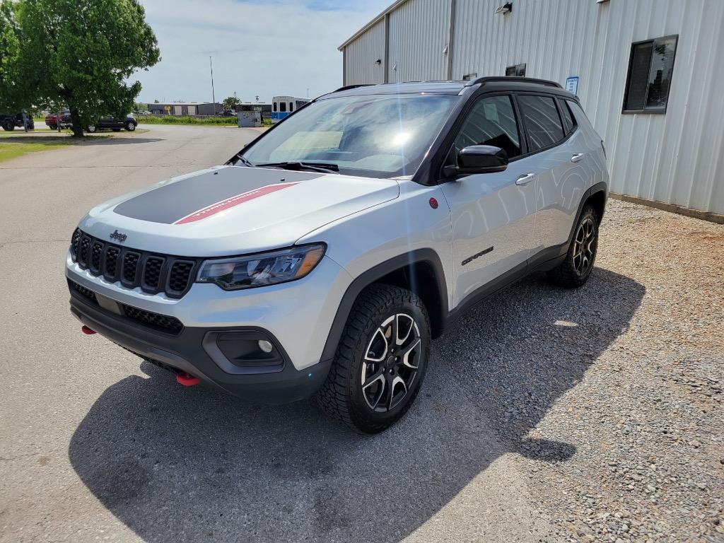 2025 Jeep Compass Trailhawk 4X4's photo