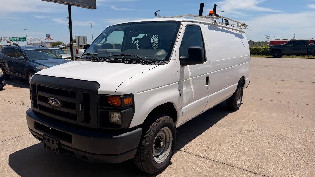 2014 Ford E-Series E-150 Van's photo